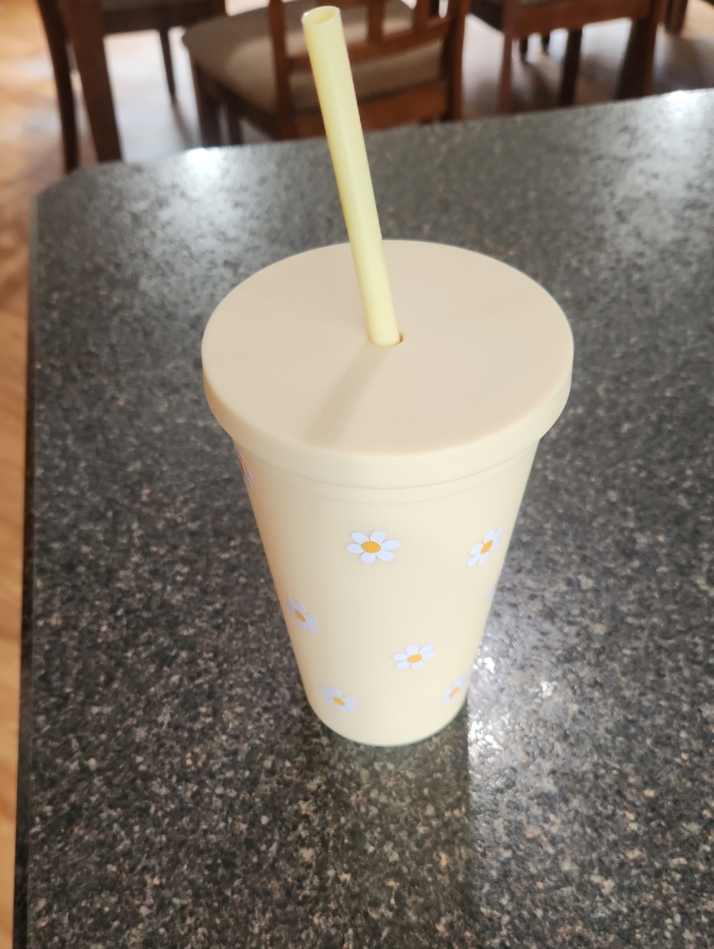 Yellow Daisy Reusable Drink Tumbler with Straw